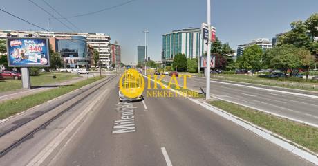 garaža   Beograd  Sava centar (Blok 19 do 23)    Milentija Popovića