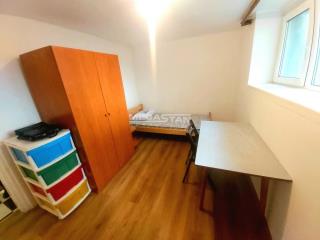 stanovi   Beograd  Zemun Gornji grad    Dobanovačka