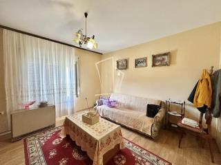 kuće   SREMSKI OKRUG  Nova Pazova    Cvije Kukolja