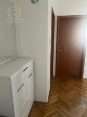 stanovi   Novi Sad  -    
