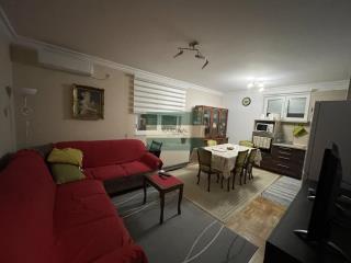 kuće   Kragujevac  -    