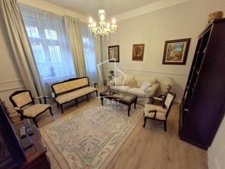 stanovi   Beograd  Dušanovac    Ustanička