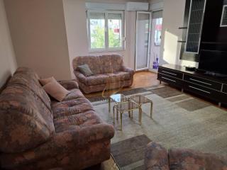 stanovi   Novi Sad    stanovi   Novi Sad  -