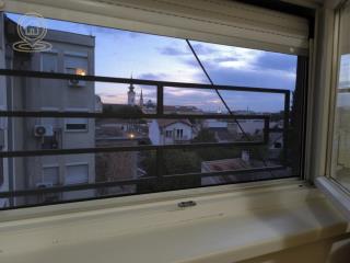 stanovi   Novi Sad    stanovi   Novi Sad  -