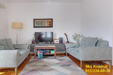 Nebojšina    stanovi   Beograd    stanovi   Beograd  Hram    Nebojšina