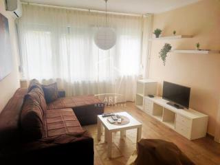 stanovi   Beograd  Dušanovac    Ustanička