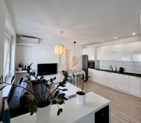 stanovi   Novi Sad    stanovi   Novi Sad  -