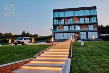 poslovni prostor   Novi Sad  -    