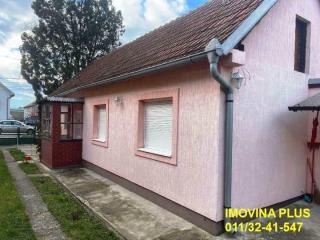 kuće   Beograd  Surčin Centar    Krušedolska