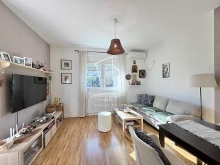 stanovi   Beograd  Karaburma    Vojvode Micka Krstića