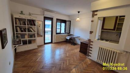 stanovi   Beograd  Bogoslovija    Generala Aračića