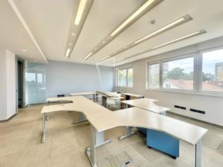 poslovni prostor   Beograd  Banovo brdo    Požeška