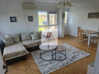 stanovi   Beograd  -    Pariske komune