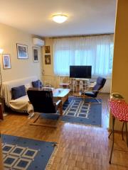 stanovi   Beograd  Skojevsko naselje    Luke Vojvodića