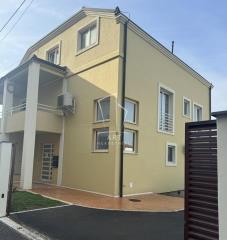 stanovi   Beograd  Mirijevo I II III IV    Vlastimira Đuze Stojiljkovića