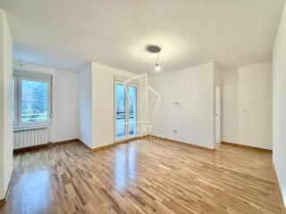 stanovi   Beograd  Rakovica lokacija    Kraljice Jelene