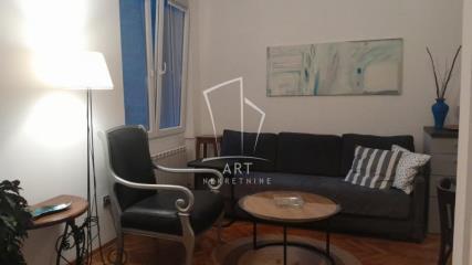 stanovi   Beograd  Knez Mihailova i Studentski trg    Uskočka