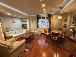 stanovi   Beograd  Politika    Dečanska