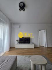 stanovi   Beograd  Bežaniska kosa (1 2 3)    