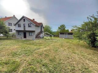 kuće   Beograd  Barajevo okolina    Milosava Ivkovića