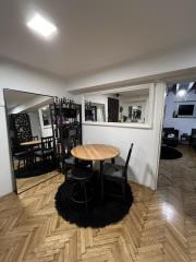 stanovi   Beograd  GUNDULIĆEV VENAC    