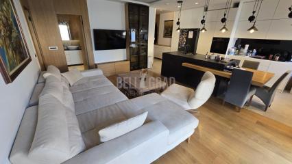 stanovi   Beograd  Zemun polje centar    Dobanovačka