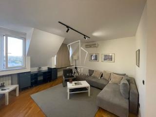 stanovi   Beograd  Banjica I II    Paunova