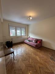 stanovi   Beograd  Karaburma    Marijane Gregoran