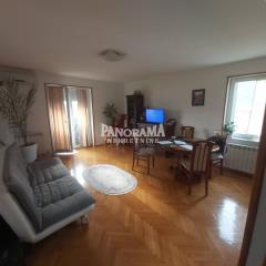 stanovi   Beograd  Petlovo Brdo    Petra Jovanovića