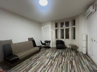 stanovi   Beograd  Skupština    Dečanska