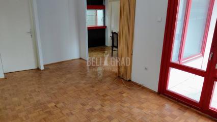 stanovi   Beograd  Banjica I II    Bulevar oslobođenja