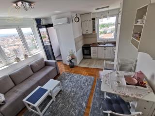 stanovi   Novi Sad  -    