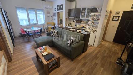 stanovi   Beograd  Karaburma    Radmile Savićević