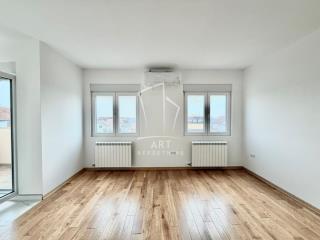 stanovi   Beograd  Borča    Kikindska