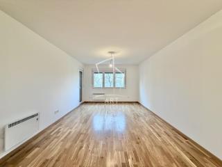 stanovi   JUŽNO-BANATSKI OKRUG  Tesla    Oslobođenja