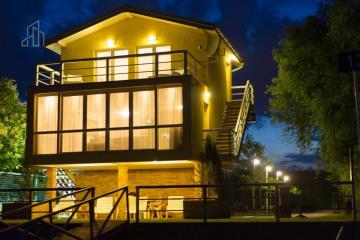 kuće   Beograd  Savski blokovi (44 45 70 70a)    