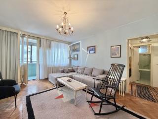 stanovi   Beograd  Tašmajdan    27. marta