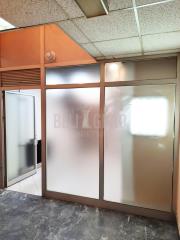 lokal i skladišta   Beograd  Banovo brdo    Požeška