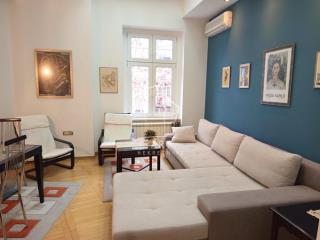 stanovi   Beograd  Skadarlija    Strahinjića Bana