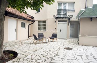 kuće   Beograd  Hram    Stojana Protića