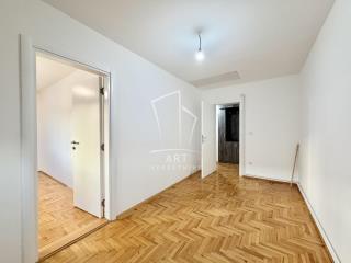 stanovi   Beograd  Karaburma    Marijane Gregoran