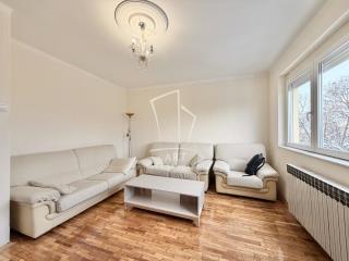 stanovi   Beograd  Profesorska kolonija    Braće Grim