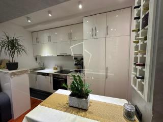 stanovi   Beograd  Pašino i Lekino brdo    Debarska