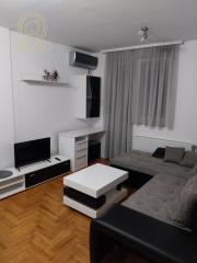 stanovi   Novi Sad  -    