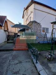 kuće   Kragujevac  -    