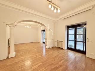 kuće   Beograd  Autokomanda    Milovana Marinkovića