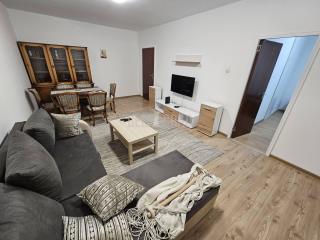 stanovi   Beograd  Arena (blok 24 i 25)    Bulevar umetnosti