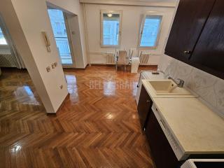 stanovi   Beograd  Kalenić    Molerova