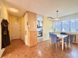 stanovi   Beograd  Sutjeska    Bačka