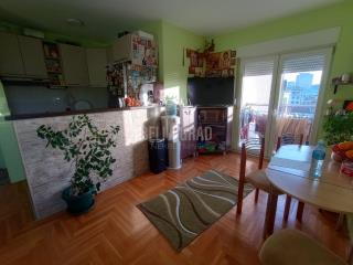 stanovi   Beograd  Denkova bašta    Belokrajinska